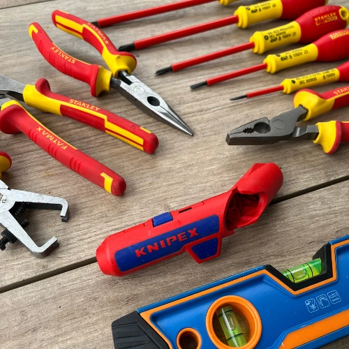 Outils électricien Photo des outils de l'entreprise ABE.